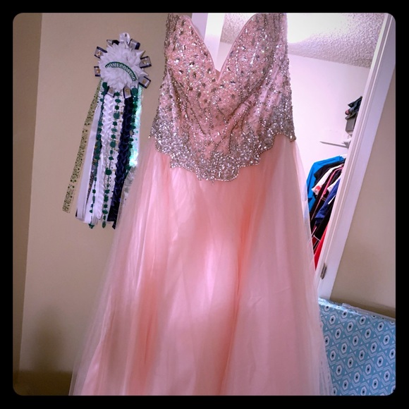 Dresses & Skirts - Quinceañera dress Dresses & Skirts - Quinceañera dress